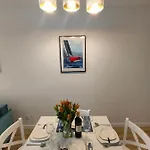 Cicha Przystan Regata Garaz W Cenie 公寓 科沃布热格